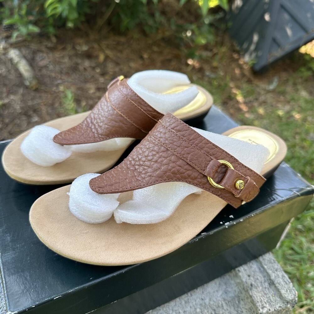 NEW Lauren Ralph Lauren Women's 6.5 B Kendra Polo Tan Thong Sandals 980